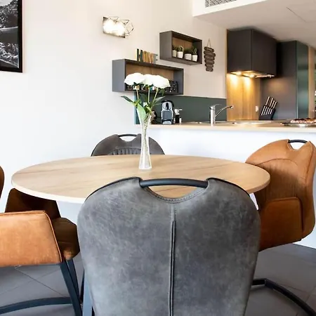 A7- 2 Bdr Sea & Mountain View - Ac, Parking, Pool & Terrace דירה *