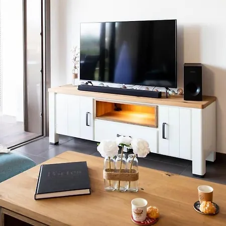 דירה A7- 2 Bdr Sea & Mountain View - Ac, Parking, Pool & Terrace *