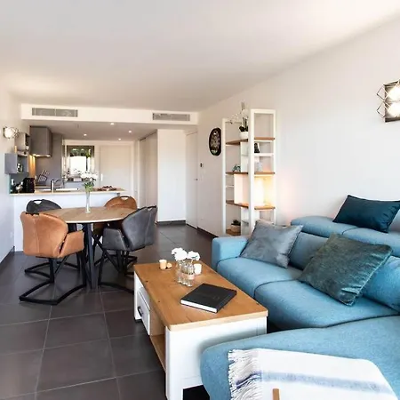 A7- 2 Bdr Sea & Mountain View - Ac, Parking, Pool & Terrace شقة أنتيب