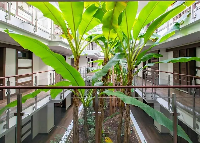 Appartement A7- 2 Bdr Sea & Mountain View - Ac, Parking, Pool & Terrace